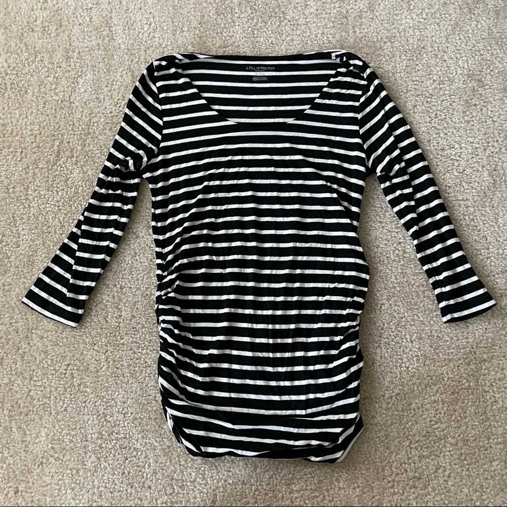 Barely Worn Black and White Pea in the Pod Top!